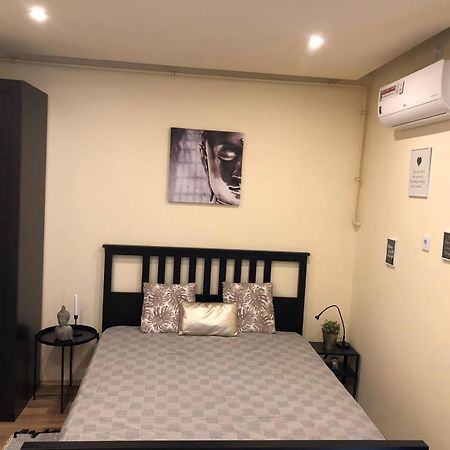 Black & White Apartments • Black 埃格尔 外观 照片